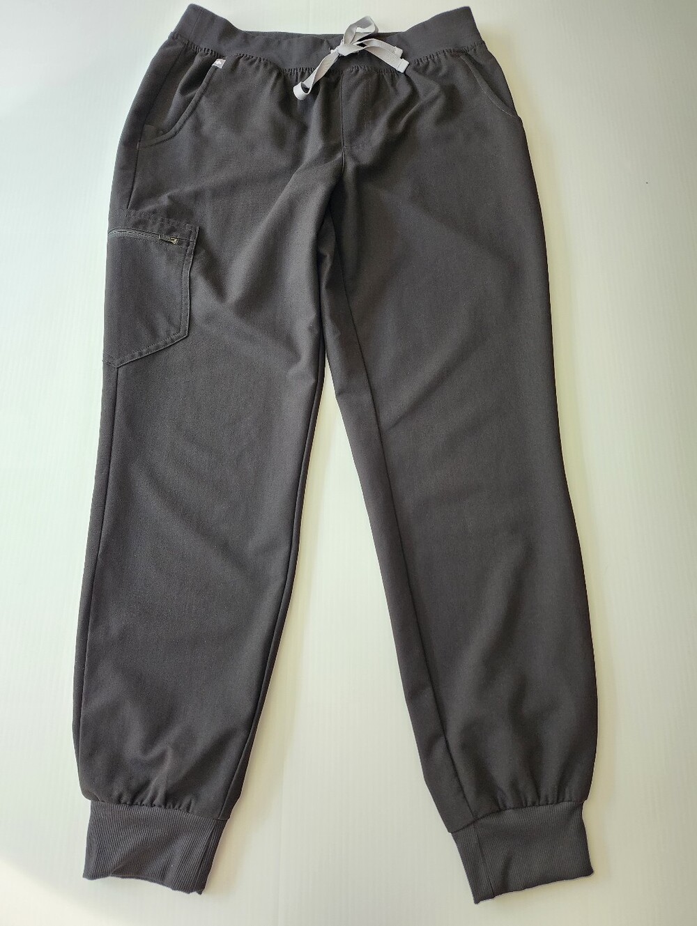 Figs Women's Medium Black Zamora jogger scrub pants